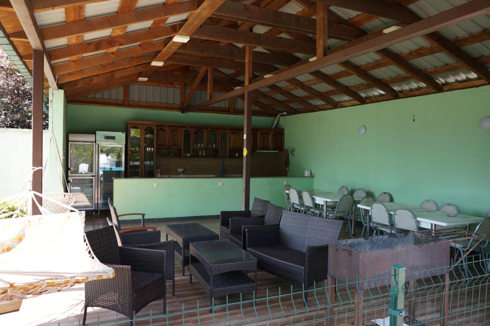 Villa Qero Batumi Eksteriør bilde
