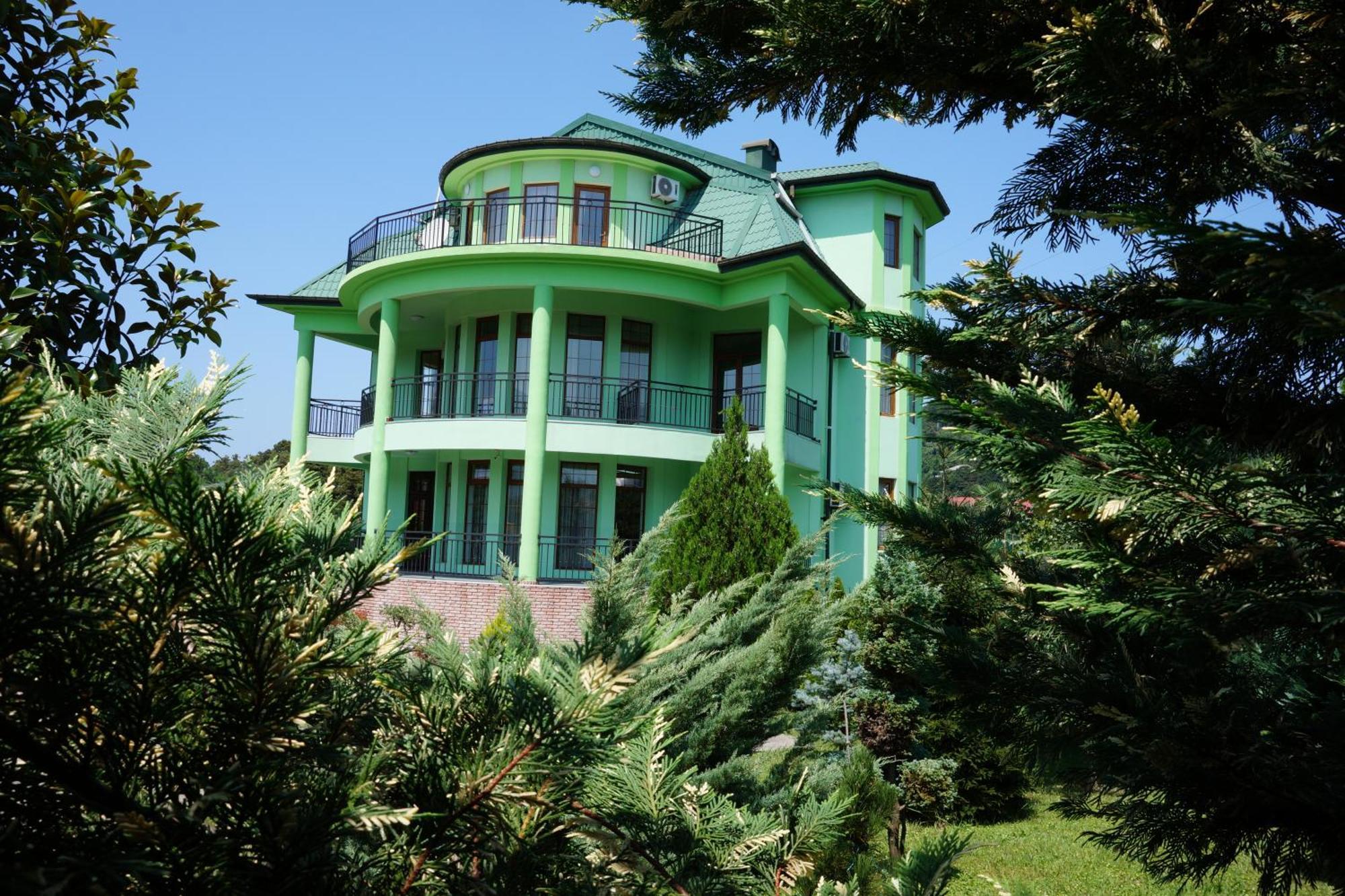Villa Qero Batumi Eksteriør bilde