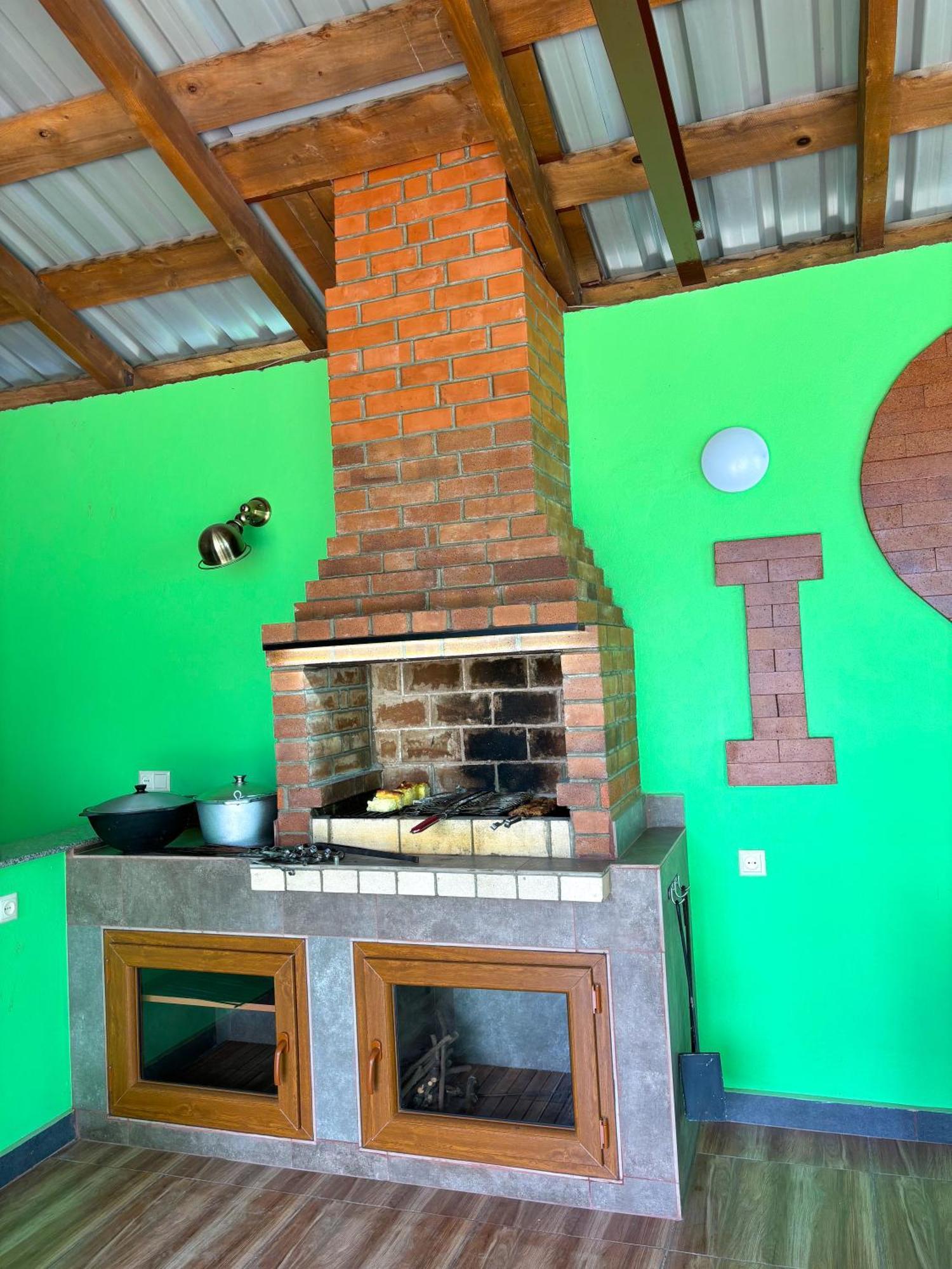 Villa Qero Batumi Eksteriør bilde